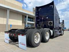 2024 Kenworth T680 photo 8