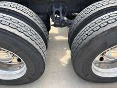 2024 Kenworth T680 photo 4