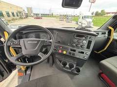 2023 Freightliner PE11664DC photo 3