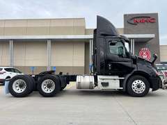 2023 Freightliner PE11664DC photo 7