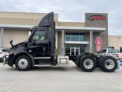 2023 Freightliner PE11664DC photo 10