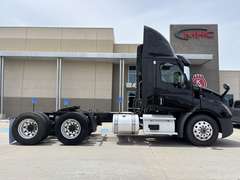 2023 Freightliner PE11664DC photo 7