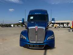 2023 Kenworth T680 photo 7