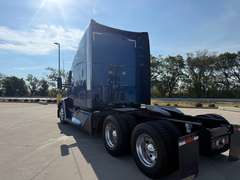 2023 Kenworth T680 photo 5