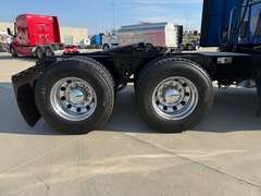 2023 Kenworth T680 photo 8