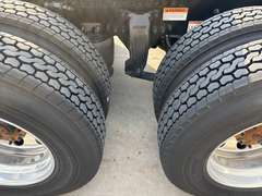 2023 Freightliner PT126064ST photo 4