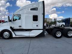 2024 Kenworth T680 photo 8