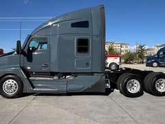 2024 Kenworth T680 photo 8