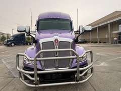 2024 Kenworth T680 photo 7