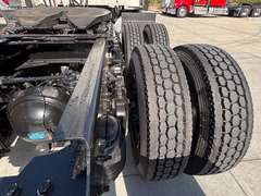 2023 Kenworth T680 photo 8