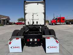 2023 Kenworth T680 photo 5