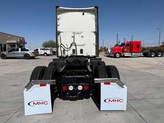 2023 Kenworth T680 photo 5