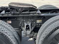 2023 Kenworth T680 photo 4