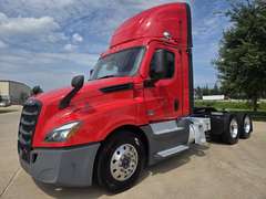 2024 Freightliner PT126064S T photo 2