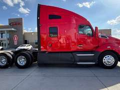 2022 Kenworth T680 photo 7