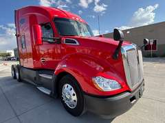 2022 Kenworth T680 photo 1