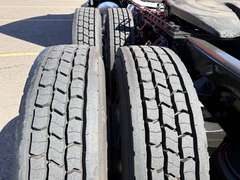 2023 Kenworth T680 photo 10