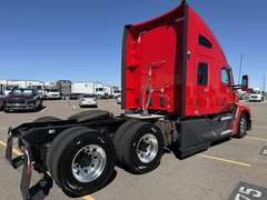 2023 Kenworth T680 photo 5