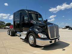 2022 Kenworth T680 photo 1