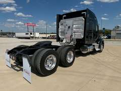 2022 Kenworth T680 photo 4