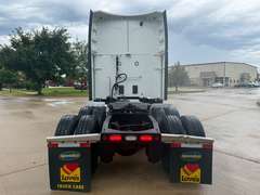2023 Peterbilt 579 photo 5