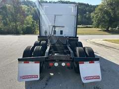 2023 Kenworth T680 photo 5