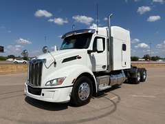 2022 Peterbilt 579 photo 7