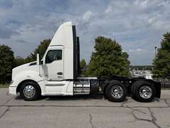 2022 Kenworth T680 photo 6