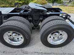 2023 Kenworth T880S photo 4