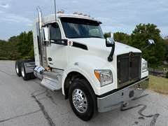 2023 Kenworth T880S photo 1