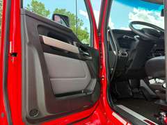 2022 Kenworth T680 photo 3