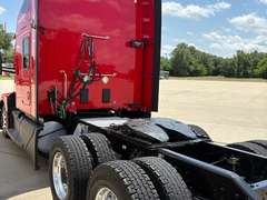 2023 Kenworth T680 photo 9