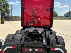 2023 Kenworth T680 photo 8