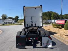 2023 Kenworth T680 photo 5