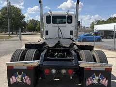 2025 Kenworth T880 photo 5