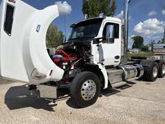 2025 Kenworth T880 photo 7