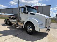 2025 Kenworth T880 photo 1