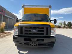 2022 Ford E350 photo 5