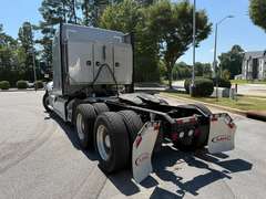 2021 Kenworth T680 photo 7