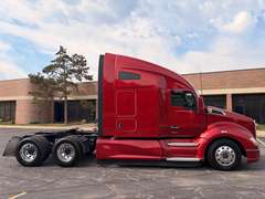 2022 Kenworth T680 photo 2