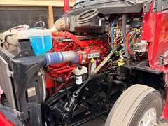2022 Kenworth T680 photo 4