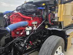 2023 Kenworth T680 photo 9