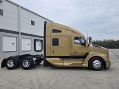 2023 Kenworth T680 photo 4