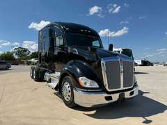 2022 Kenworth T680 photo 1
