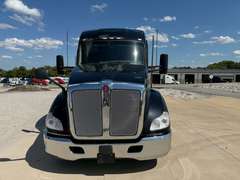 2022 Kenworth T680 photo 6