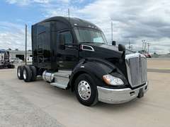 2022 Kenworth T680 photo 1