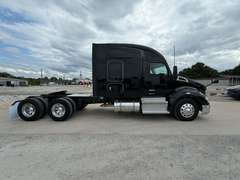 2022 Kenworth T680 photo 2