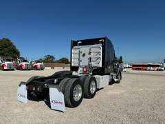 2023 Kenworth T680 photo 9