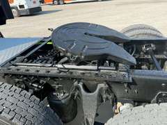 2023 International LT625 photo 10