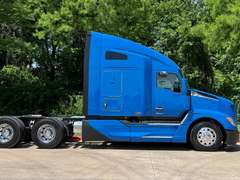 2023 Kenworth T680 photo 9